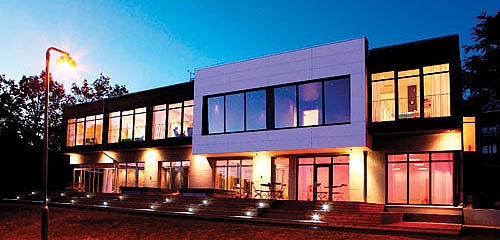 Banner Image 1